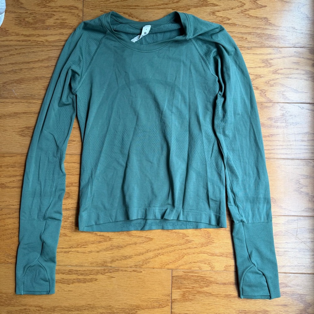 lululemon athletica Women's Long Sleeve Crew Top in Forest Green 4